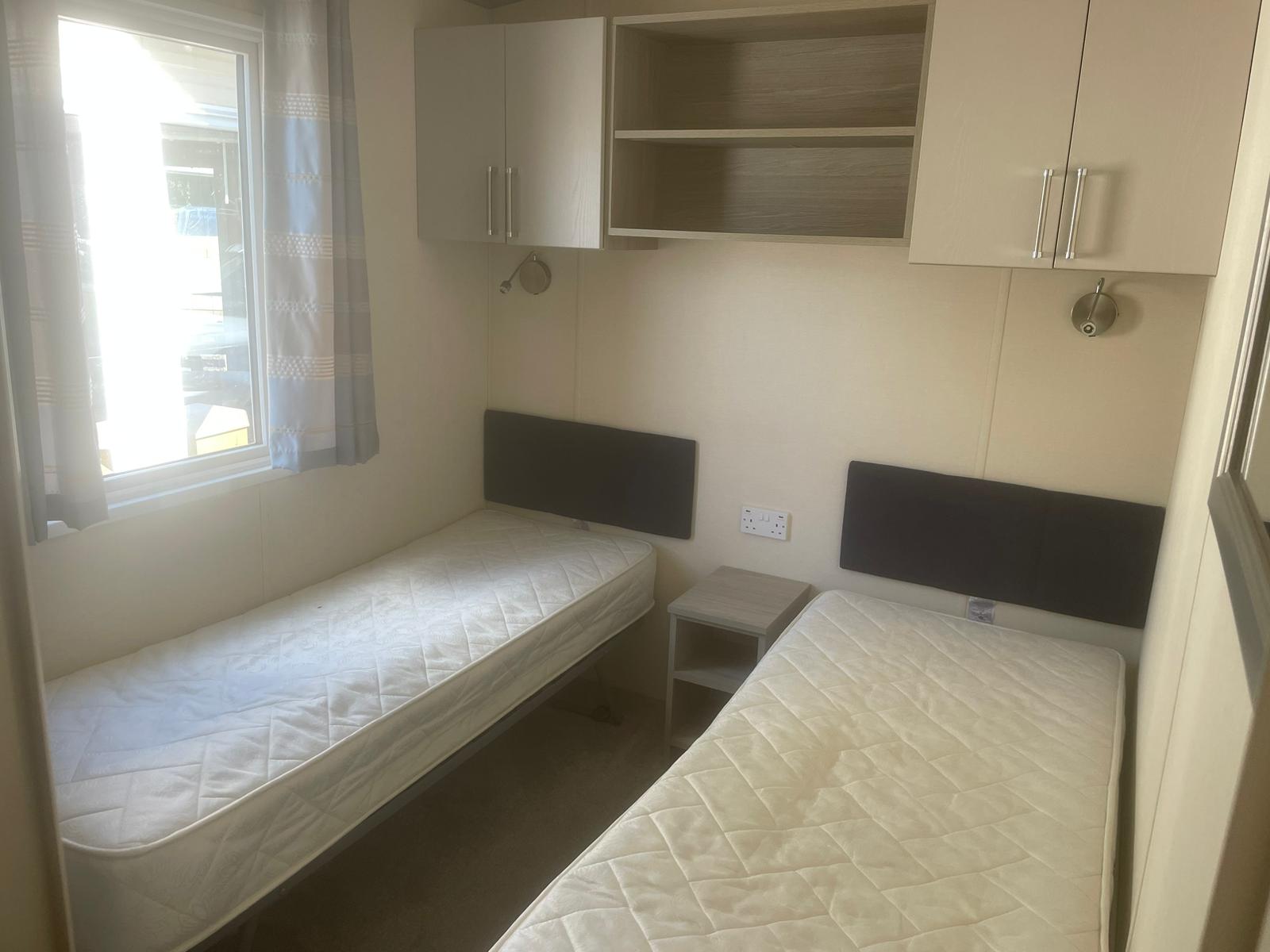 2018 REGAL KENSINGTON 1