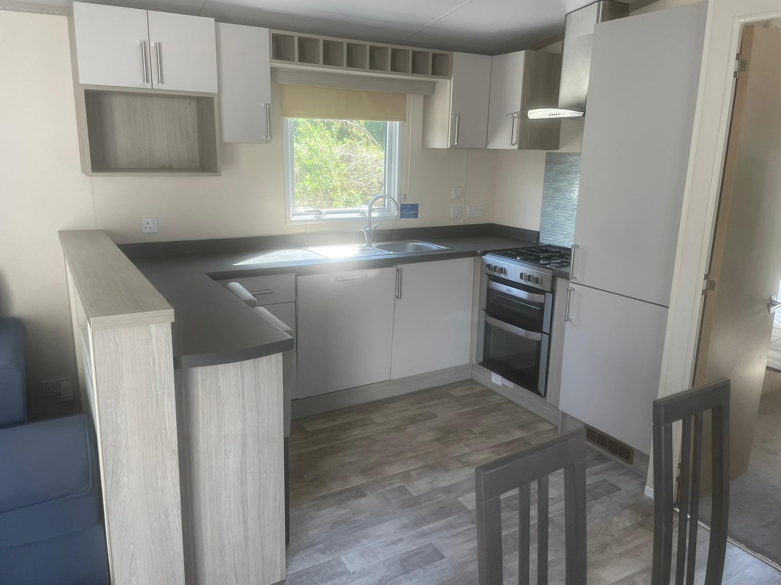 2018 REGAL KENSINGTON 1