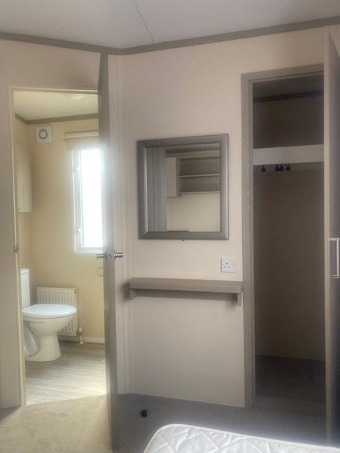 2018 REGAL KENSINGTON 1