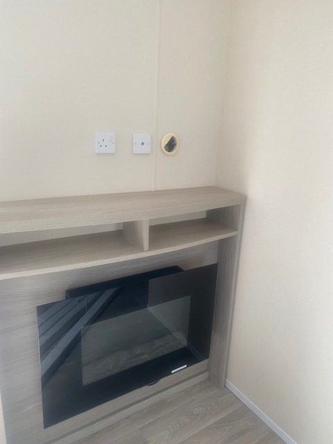 2018 REGAL KENSINGTON 1