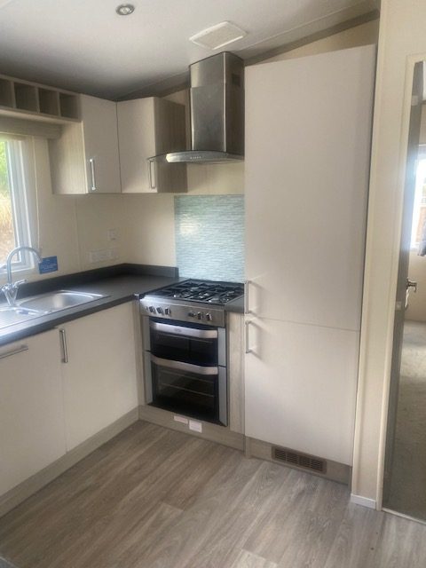 2018 REGAL KENSINGTON 1