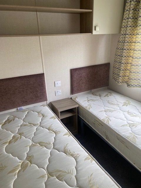 2018 CARNABY OAKDALE