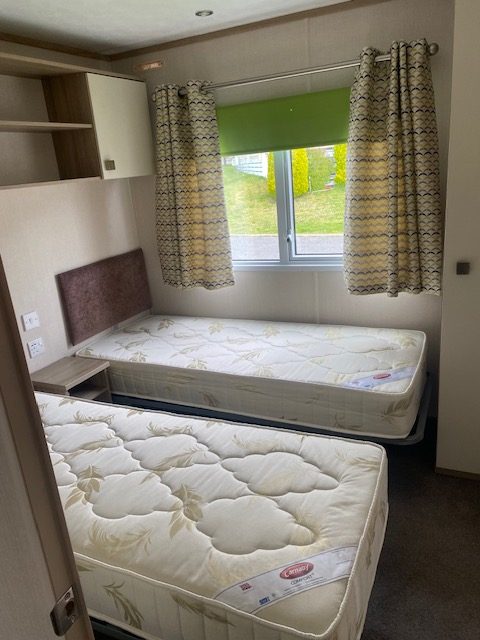 2018 CARNABY OAKDALE