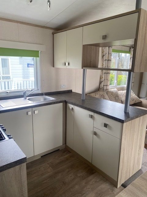 2018 CARNABY OAKDALE