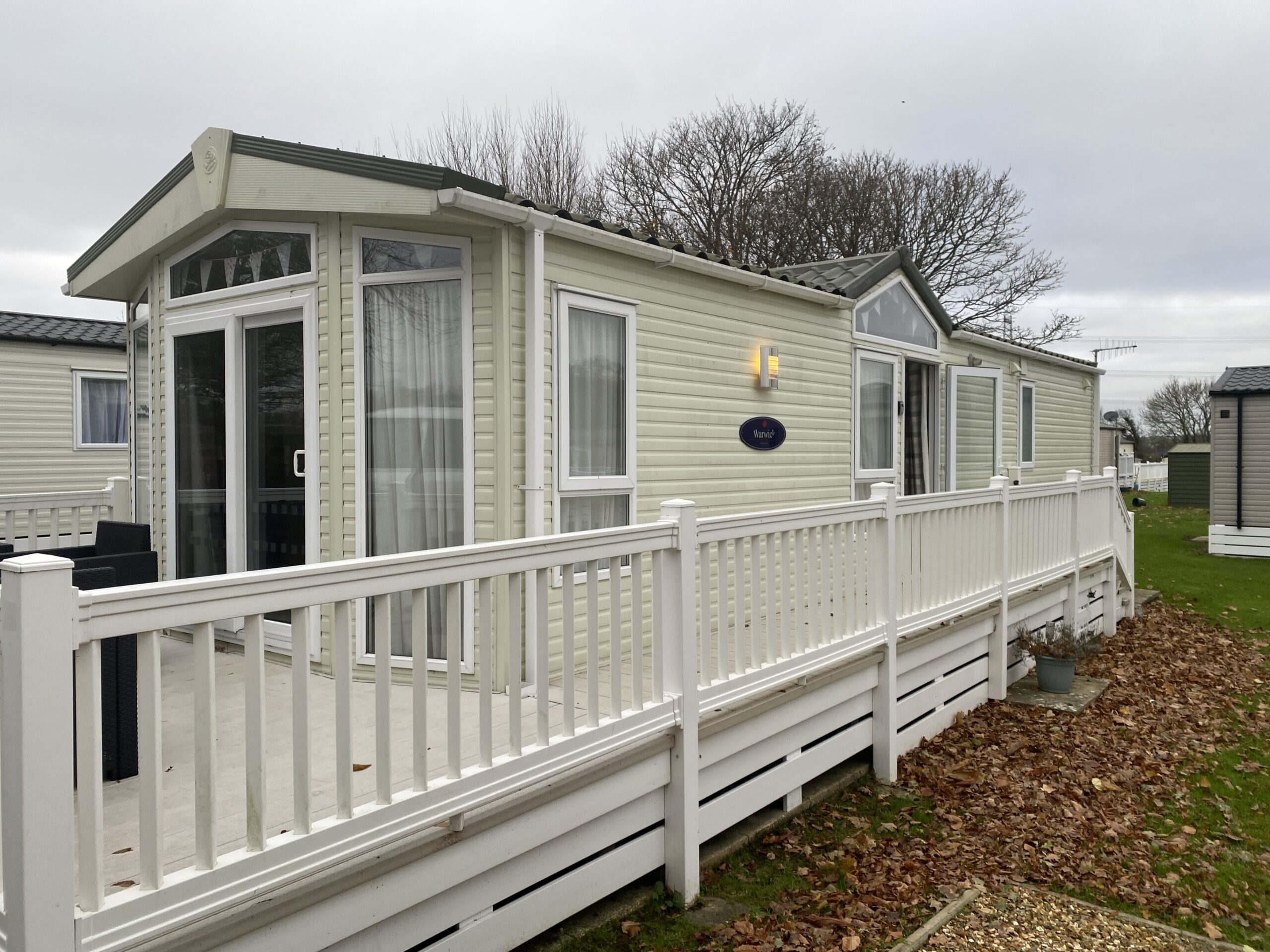 2012 PEMBERTON WARWICK