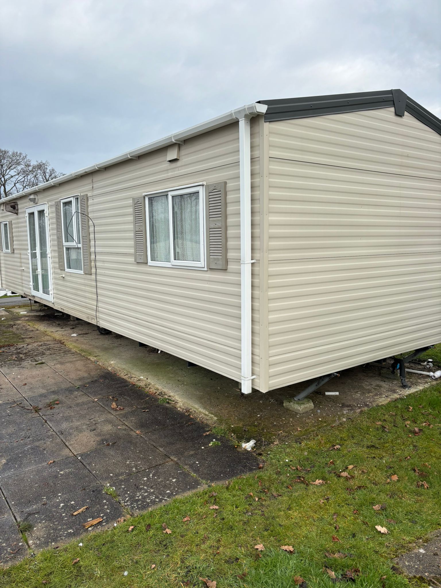 2012 CARNABY MELROSE