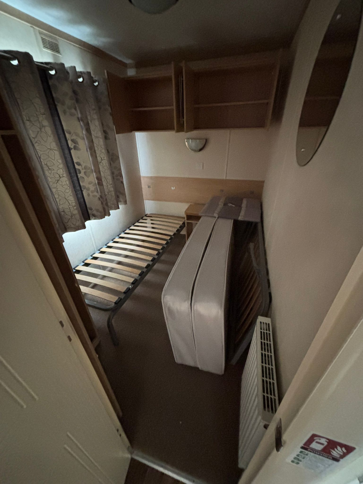 2012 CARNABY MELROSE